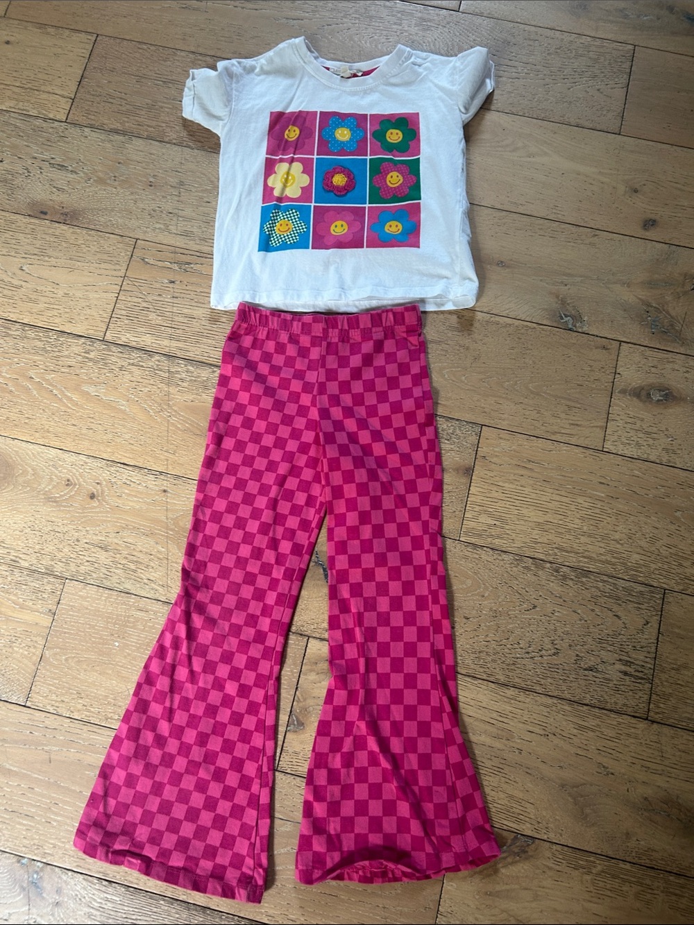 Girls Pink Checker Flare Pants & White Flower Graphic Tee